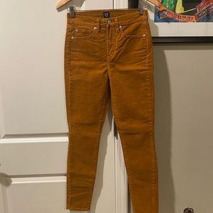 ✨Gap (NWOT) True Skinny Corduroy Pants Size 26✨